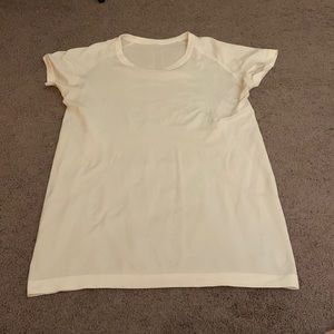 Lululemon Swiftly Tech Tee Size 12
